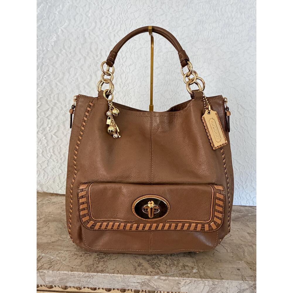 Rare luxury Coach Devin XL Brown Expandable Bag With Whipstitch Detail 15995 - Picture 2 of 16